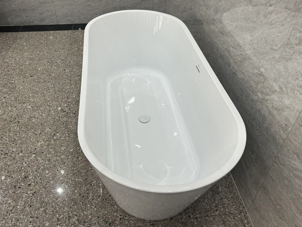 Акриловая ванна ABBER AB9268-1.7 белая