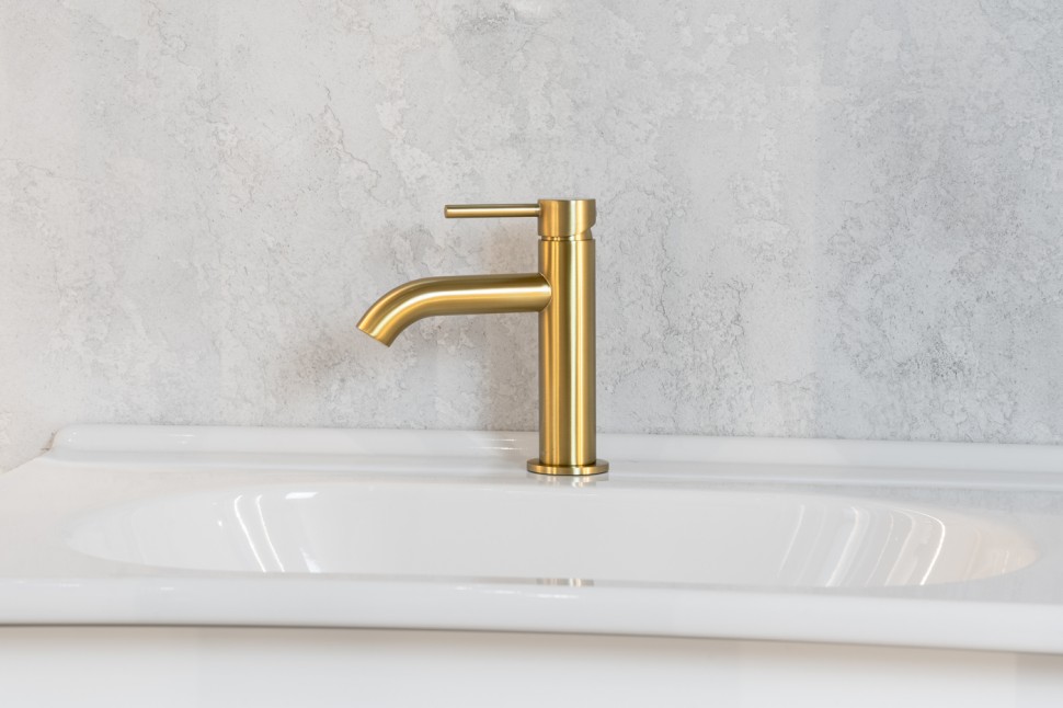 Смеситель ABBER Wasser Kreis AF8110G для раковины, золото матовое